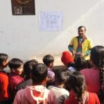 Community awareness on VBD during H.H visit at slum Islam Nagar PC- Amit FHI-EMBED-HEALTH department -Agra 12.01.2024