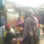 Community awareness for appropriate behaviour of Dengue and Malaria during H.H.visit at John small line PC- Geeta Ramani FHI-EMBED-Health Dept, Agra. 17-01-2024