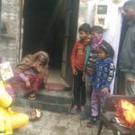 Community awareness for appropriate behaviour of Dengue and Malaria during HH visit at Slum Nagla Mahadev PC- Geeta FHI-EMBED-Health Dept, Agra. 22-01-2024