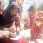 Facilitated E-Module- training of Urban ASHA at slum Namak Ki mandi PC- Rajesh FHI-EMBED-Health Dept, Agra 13-02-2024