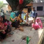 Community awareness for appropriate behavior of Dengue and Malaria during HH visit at Slum Chaupal Basti PC- Rajesh FHI-EMBED-Health Dept, Agra. 01-03-2024