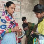 Malaria testing through RDT Kit By Asha during UHND visit at Slum Nagla teen PC- geeta FHI-EMBED-Health Dept, Agra. 10-04-2024