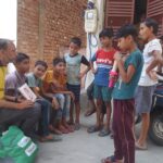 Community awareness for appropriate behavior of Dengue and Malaria during HH visit at Slum chaupal basti PC- Rajesh FHI-EMBED-Health Dept, Agra. 15-05-2024