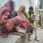 Community awareness for appropriate behavior For Dengue and Malaria during HH visit at Slum- Kumhar pada PC-Geeta Kumari FHI-EMBED-Health Dept, Agra. 09-10-2024